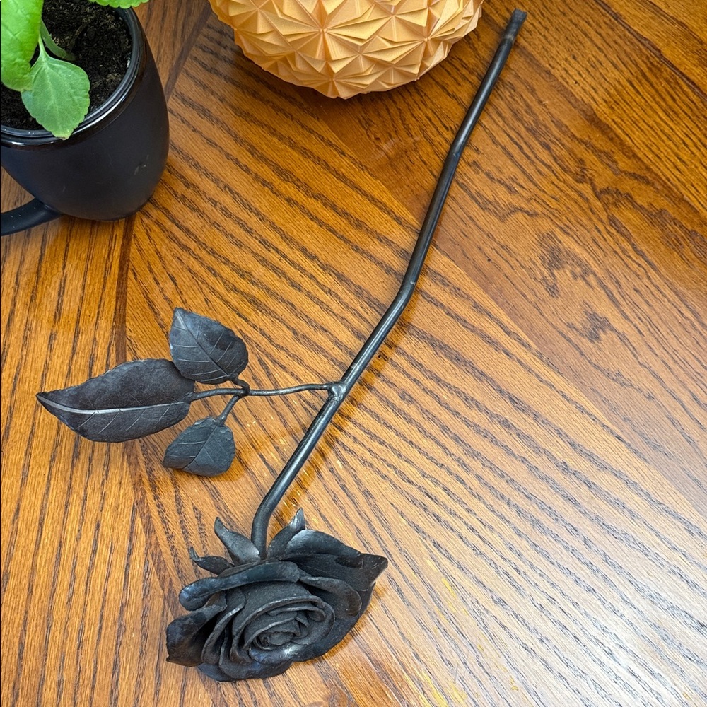 Welded Black Metal Steel Rose Hand-Forged Sculpture Blacksmith Metalwork - Picture 2 of 15